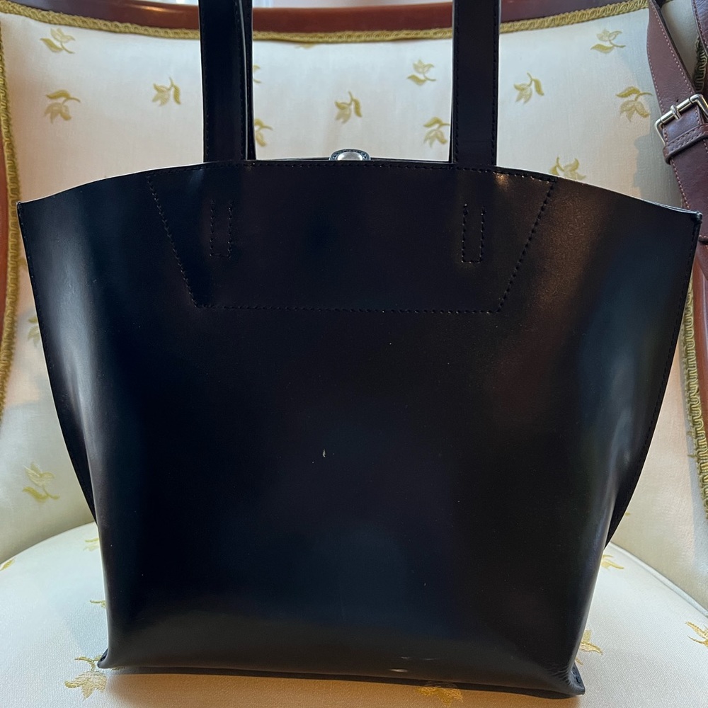 TOSCA BLU rigid style leather satchel handbag